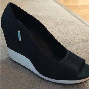 Teva wedges
